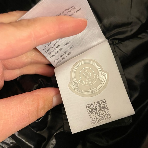 Moncler Winter Parka - Picture 4 of 5